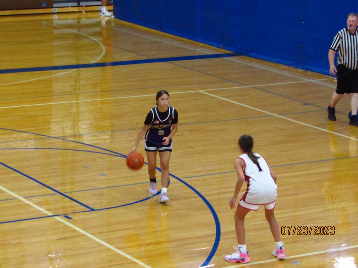 melzee003's tweet photo. Unlimited Premier 14U #midwestslamfest #summer2023 @GISHGBB @giybunlimited https://t.co/kzjnc5Cj2T