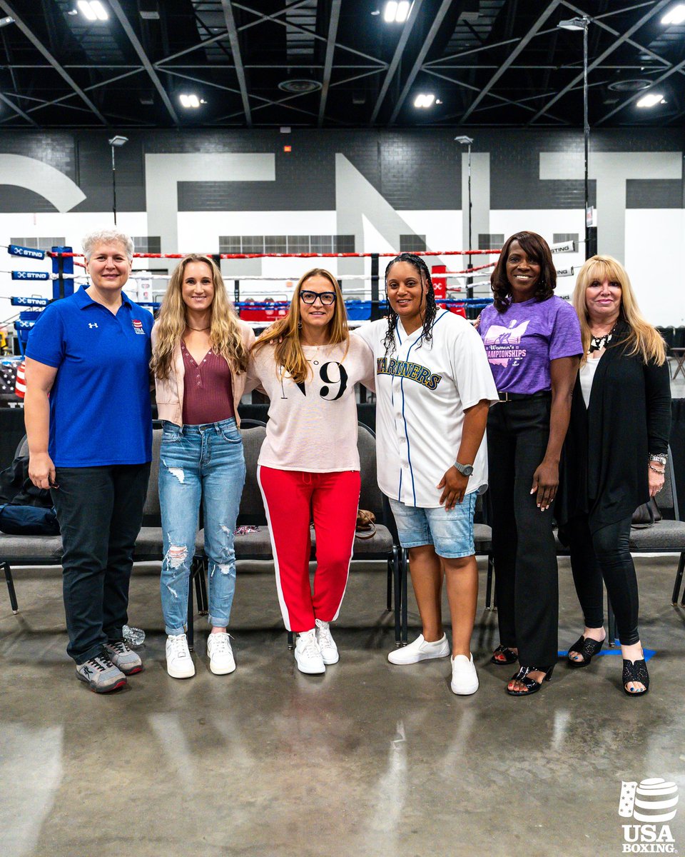 It was an honor to be on the panel with these awesome women for the Women’s Championship tournament. Coming together to share our experiences and help educate young female boxers to reach their goals and dreams. Can’t wait to see this next generation take over the boxing game.