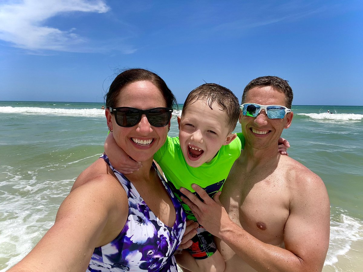 TheArtieMoore's tweet photo. #FamilyVacation2023
#NewSmyrnaBeach
#ItsAHelluvaLife https://t.co/PA6Fr5pIDT