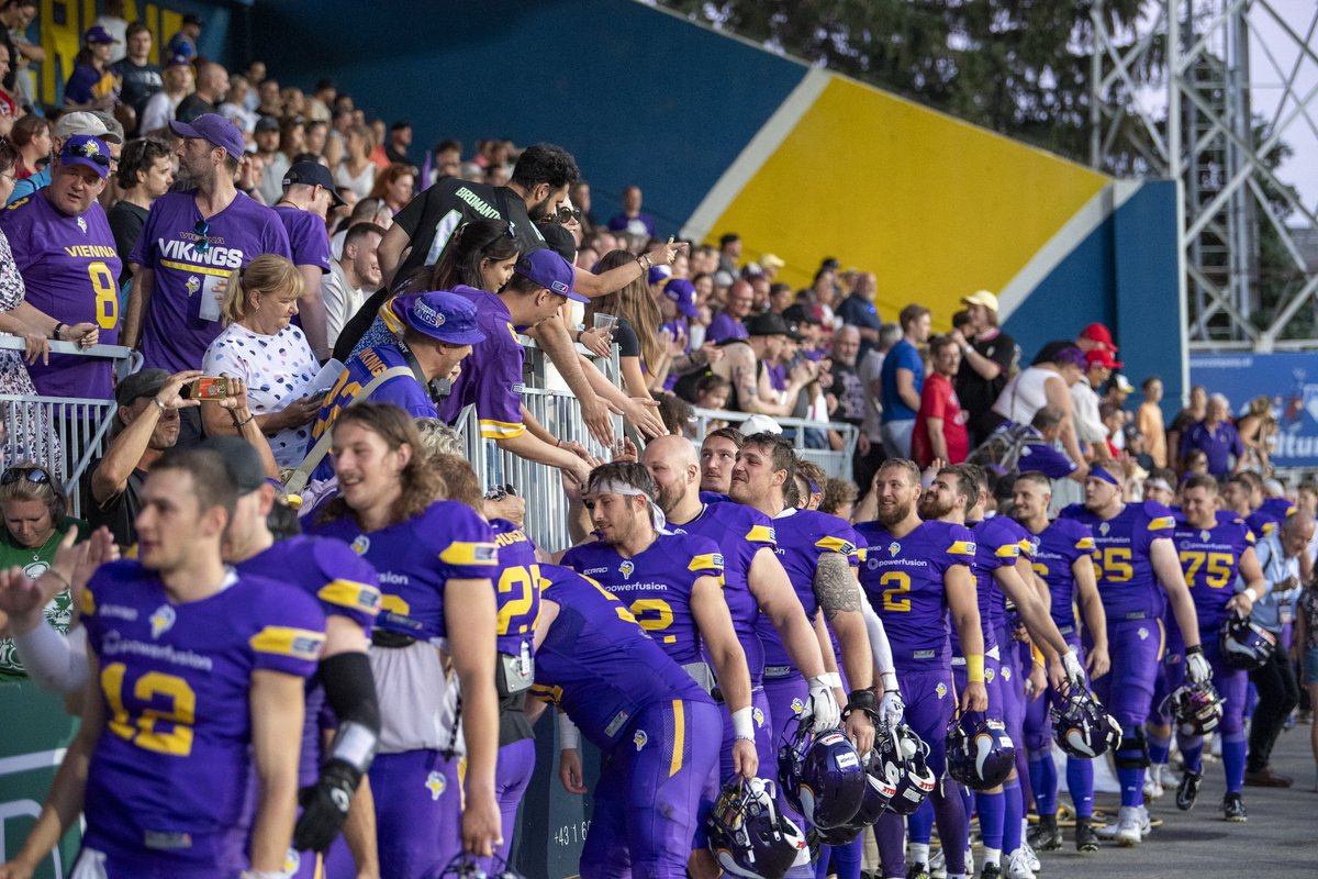 ✋🏽 High Five to an awesome weekend! Thank you all for spending it with us! 

#PurpleReign #ViennaVikings 
📸 <a href="/kingofkick2/">Peter Kramberger</a> | <a href="/ELF_Official/">European League of Football</a>