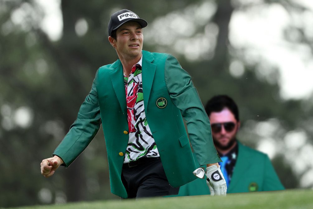 TrackingHovland's tweet photo. the wait begins now..  #TheMasters https://t.co/uN0KZUHz22