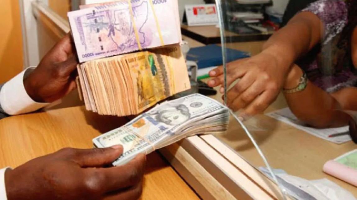 james__ugx's tweet photo. The Ugandan diaspora sent over
 3Trillion Ugx back home! These people spend a fortune tryin to send money back home. Yet the government benefits from these remittances.

Better systems are available, policies are keeping them under the table. Moving money would've been easy-cheap https://t.co/iFX5U6OaCe