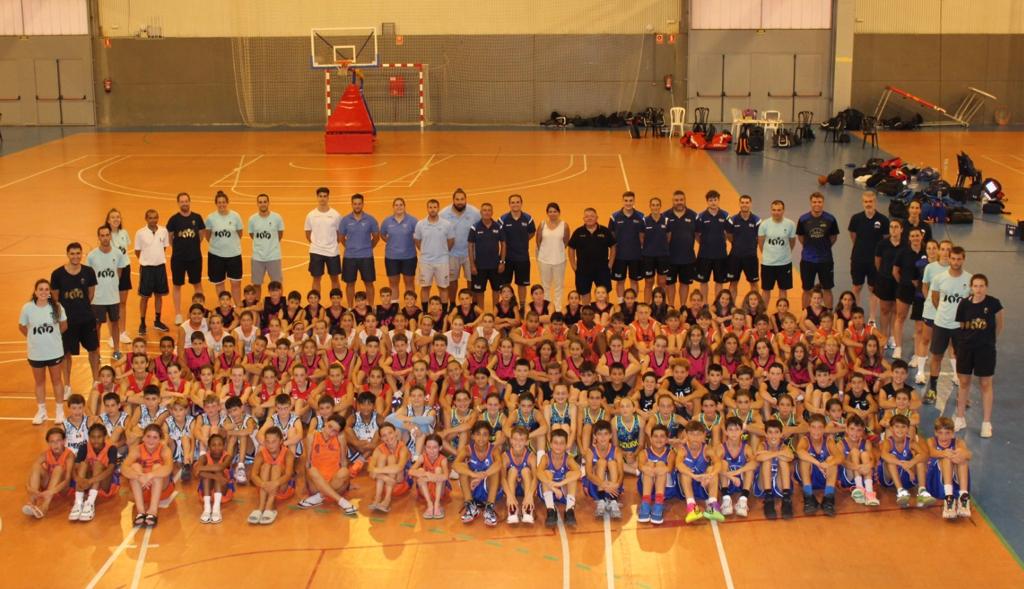 SELECCIÓ | 📸 Torneig Seleccions Autonòmiques mini de Balaguer <a href="/FCBQ/">FCBQ</a> 🏀
MOLTES GRÀCIES <a href="/FabasketAragon/">FABASKET</a> <a href="/fbcv_es/">FBCV</a> federació andorrana, combinat occità i sobretot Ajuntament de Balaguer per 3 dies de gran bàsquet. 
EL BÀSQUET UNEIX! Bon estiu a totes i tots, famílies i federacions