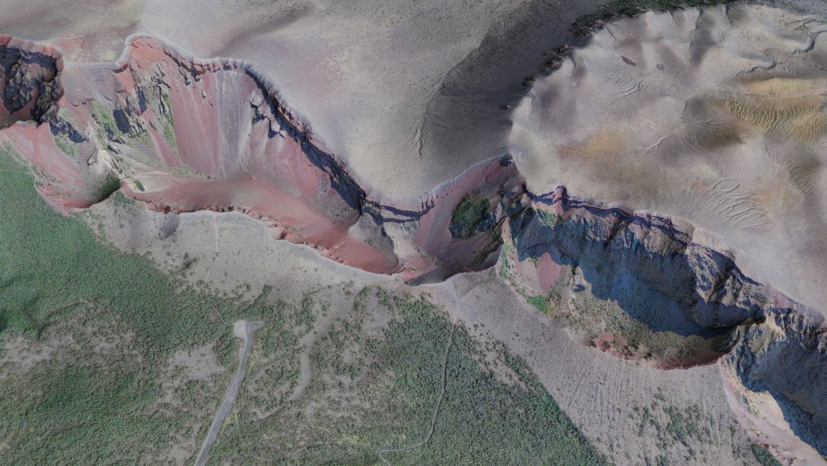 #Lidar data for the entire Bay of Plenty region is out now data.linz.govt.nz/layer/105690Th… to BOPLASS Ltd. Check out our visualisations of the Mount Tarawera ridge line, using point clouds and DSM. Point clouds <a href="/OpenTopography/">OpenTopography</a> doi.org/10.5069/G9W66J…