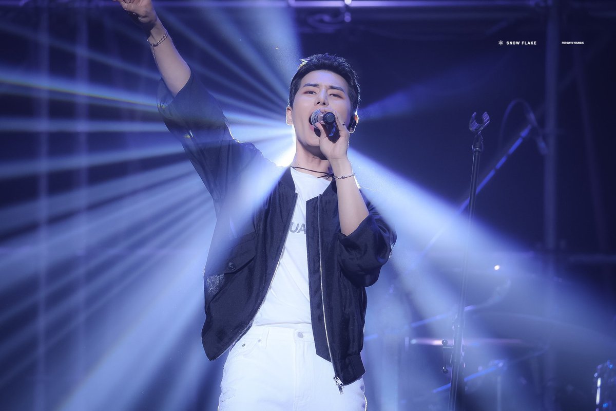 이거 정말 23년도 영케이를 가장 잘 표현하는 사진 같다고 생각합니다