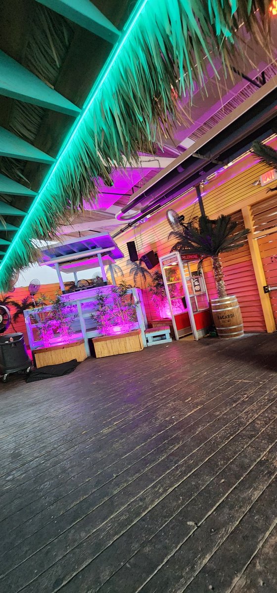 GALAXT1KA tweet media