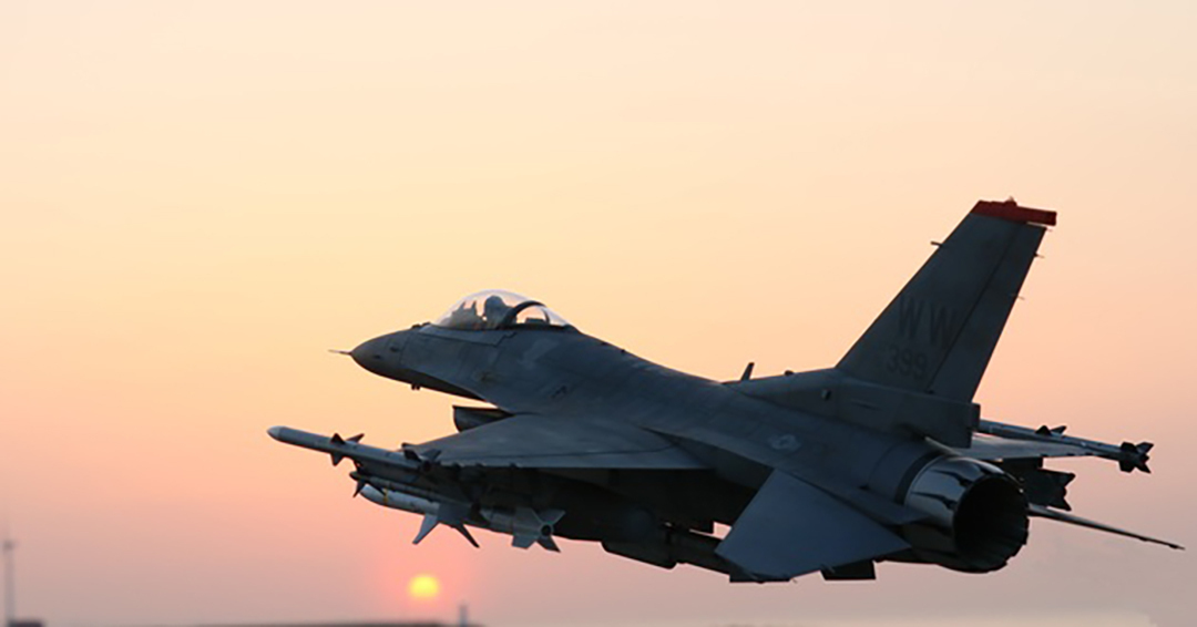 hobbycom_jp's tweet photo. 今日の作品ピックアップ♪「ダンディたかはし」さんの「1/32　タミヤ　F-16CJ　ファイティングファルコン」です♪
https://t.co/IhCJ19XLg3
#ホビコム #ホビコムピックアップ #プラモデル #模型 #ジオラマ https://t.co/G3QvUar8Q8