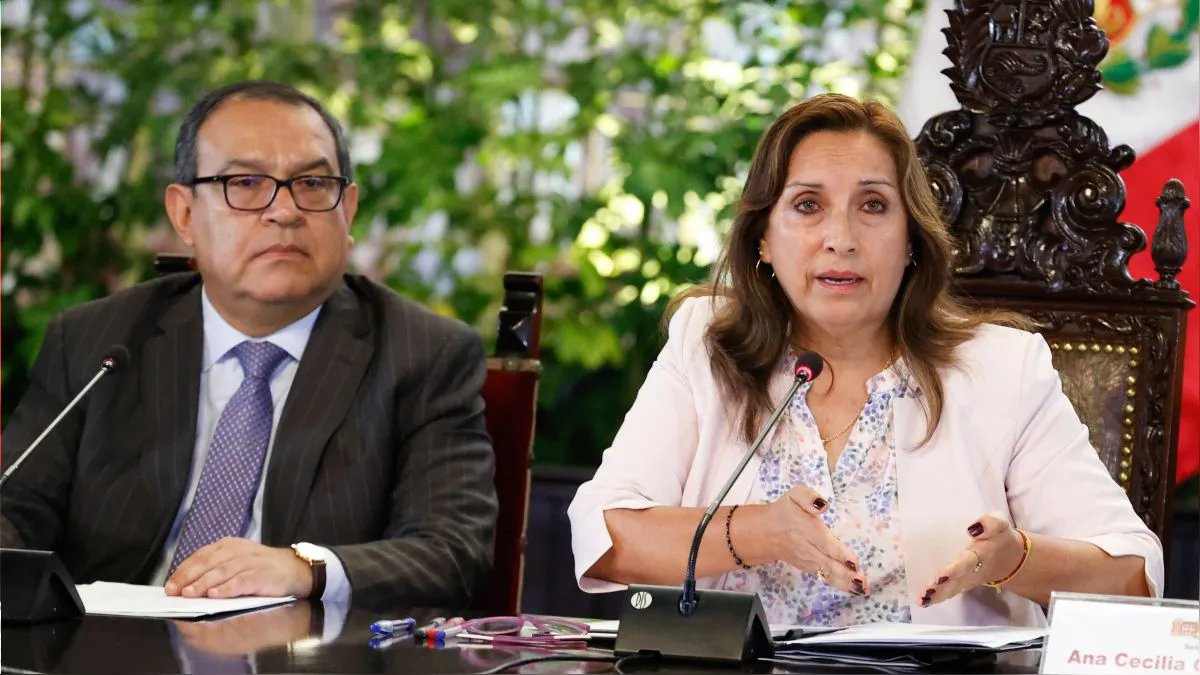 yosoy767's tweet photo. La prisión les espera, allí se reunirán con la enemiga del Perú, la fiscal BAMBA y congresistas CONSPIRADORES
Cuenta regresiva, su caída está cerca https://t.co/UngGextWXM