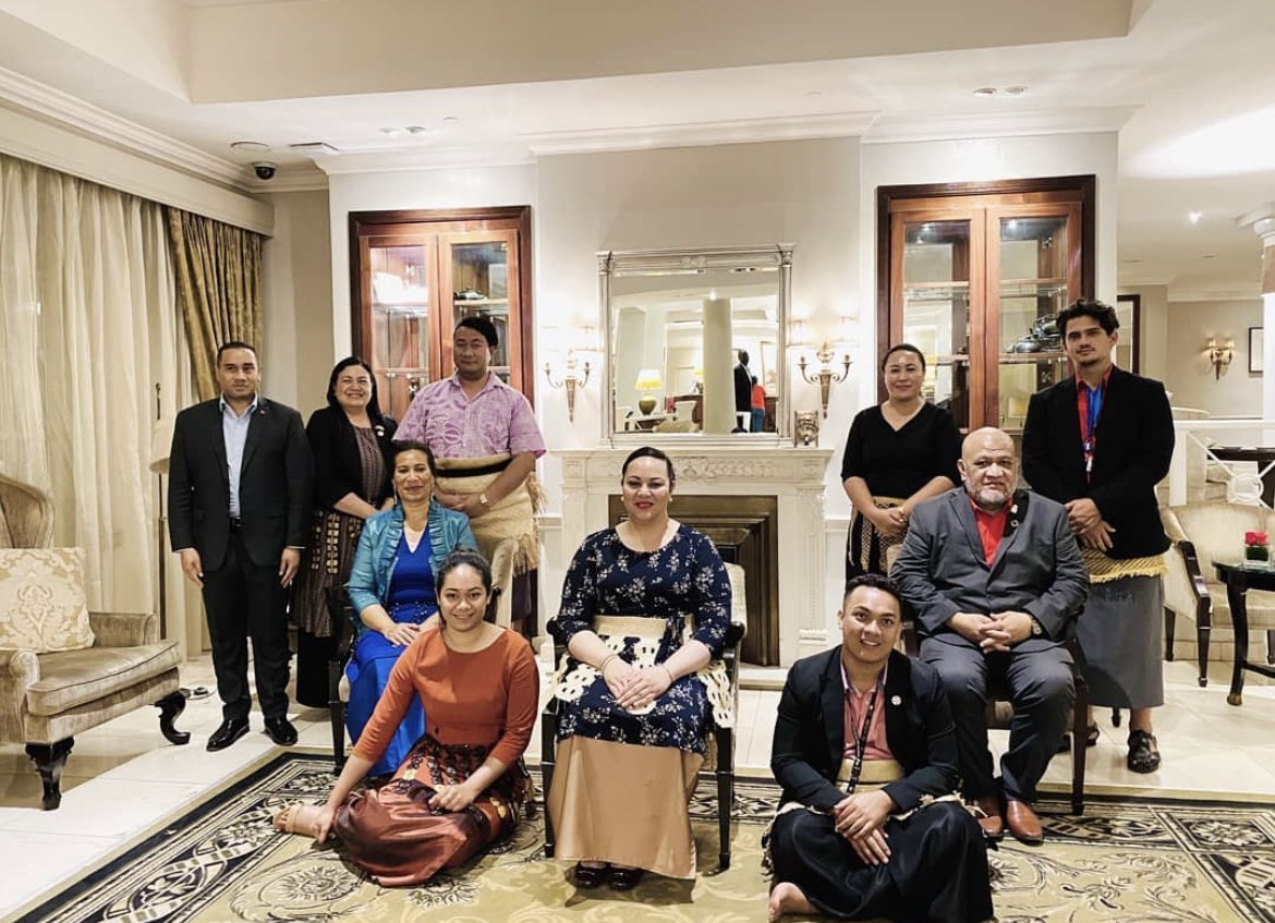 fineutuvai25's tweet photo. Tulou atu! A bittersweet moment realising that Your Royal Highness’s term as HC of the Kingdom of 🇹🇴 to the Commonwealth of 🇦🇺 has come to an end. Thank you for being a pillar of strength &amp; integrity serving the interest of 🇹🇴 in the International arena. 11 yrs of service. https://t.co/53kxpbClPe