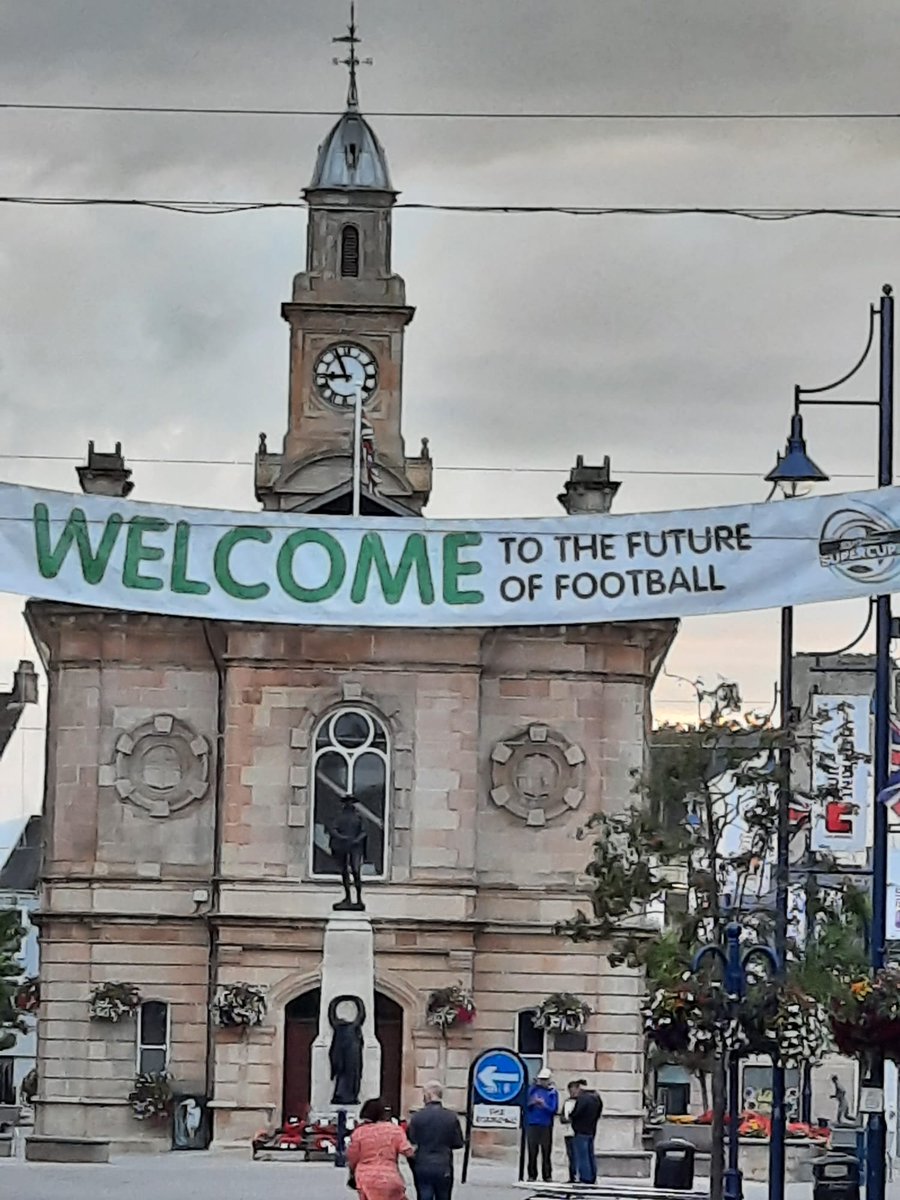 EventsCauseway's tweet photo. What a fabulous evening we had at the opening ceremony for this year's Super Cup NI. ⚽  ⚽️
Tickets are still available online through BuyTicket. For more ticket information, visit 👉 https://t.co/6ceTVw8QJe 
#SuperCupNI #ccgbc #visitcauseway https://t.co/4IO3aRYDNW