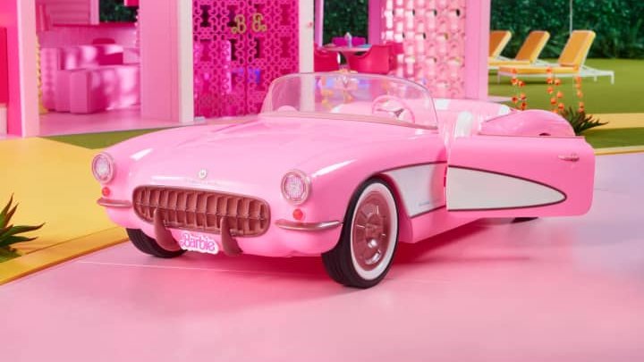BarbieRPMovie's tweet photo. #BarbieRP ™  › Update › Dolls!
The Barbie dolls for President Barbie In Pink And Gold Dress, Fashion Pack With three Iconic Film Outfits And Accessories &amp; Pink Corvette Convertible. Grab your favorite! 💗🎀 https://t.co/v6GtzuBNKI