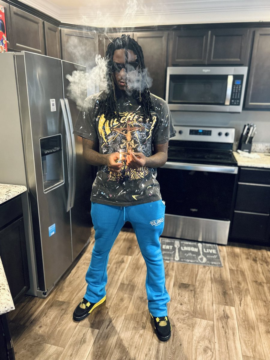 honcholucky_'s tweet photo. You Can’t Stop The Sun From Coming Up Every Morning🙅🏾♂️THIS SHIT INEVITABLE 🦹🏾♂️🏆#longlivemybruddas #freemybruddas #Bastard https://t.co/v3bPMXHkXz