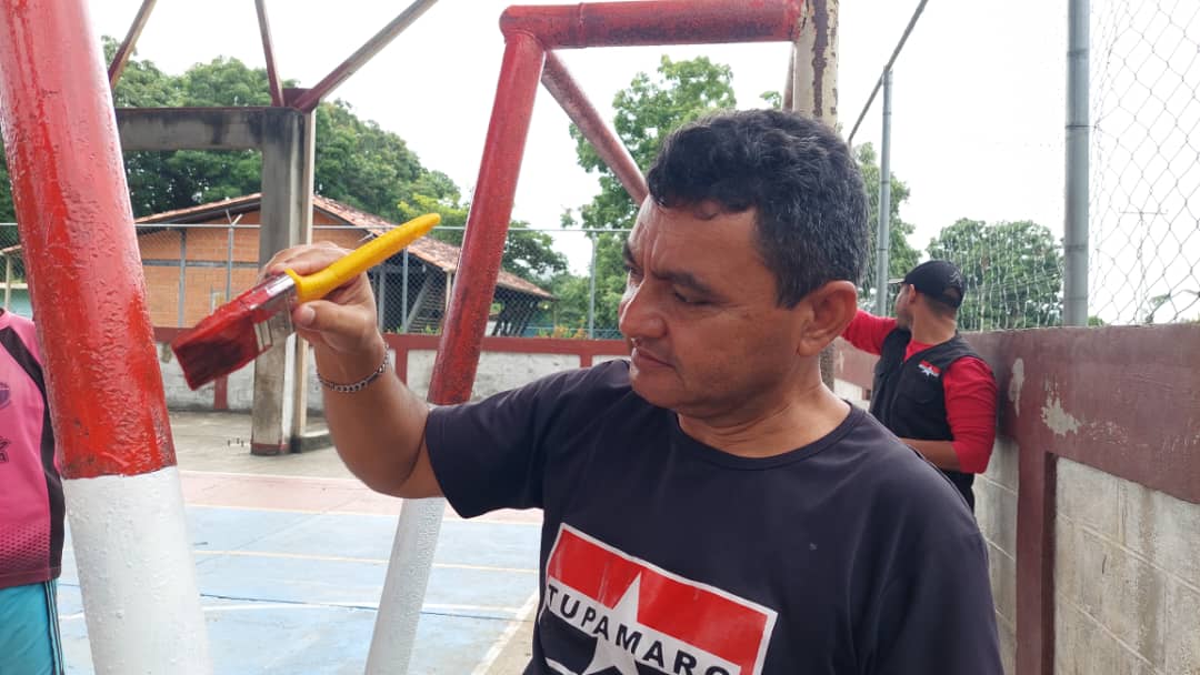 La revolución podrá avanzar y madurar solo a través de una activa y ardua lucha de los revolucionarios. 
"KIM IL SUNG"
#ComunaYProducción 
<a href="/NicolasMaduro/">Nicolás Maduro</a> @TupamaroMRT <a href="/dcabellor/">Diosdado Cabello R</a> <a href="/HectoRodriguez/">Héctor Rodríguez C.</a> 
#UnidosPorLaPoesía
