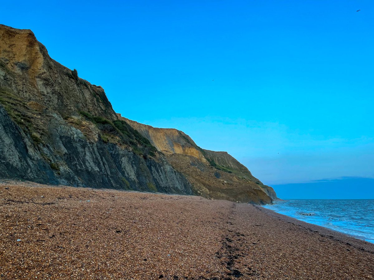 ratherbsurfing_'s tweet photo. @JLP_Dorset And here it is today (Sun 23rd)… https://t.co/KGxf2aGTkF