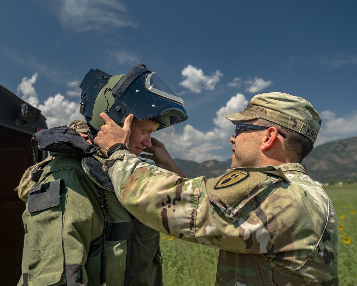 20th CBRNE Command demonstrates its unique #ArmyPossibilities to prospective #USArmy recruits about how they can #BeAllYouCanBe.

📰 army.mil/article/268442…