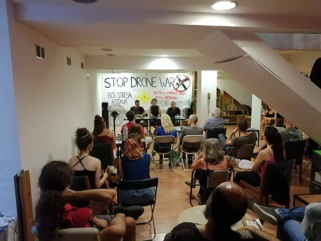 Two events to raise consciousness about #Turkey's #drone warfare against Kurdistan were held in Thessaloniki and at Scouries Festival, in Greece.
#DefendKurdistan
"Stop the drone warfare - Defend the revolution in Kurdistan"