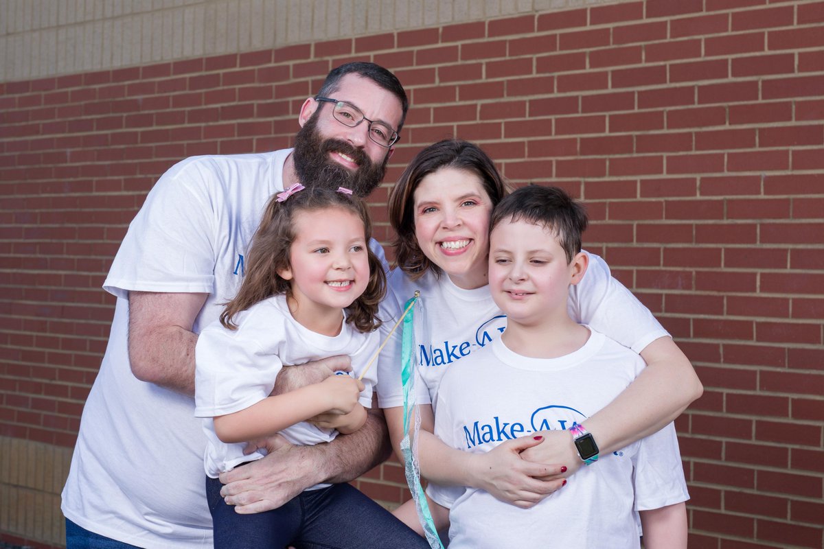 Happy #NationalParentsDay! Thank you, parents, for all you do. Your tireless pursuit of medical care, emotional well-being and strength needed to help your wish child keep fighting is appreciated each and every day. We are honored to work alongside you!

#NationalParentsDay