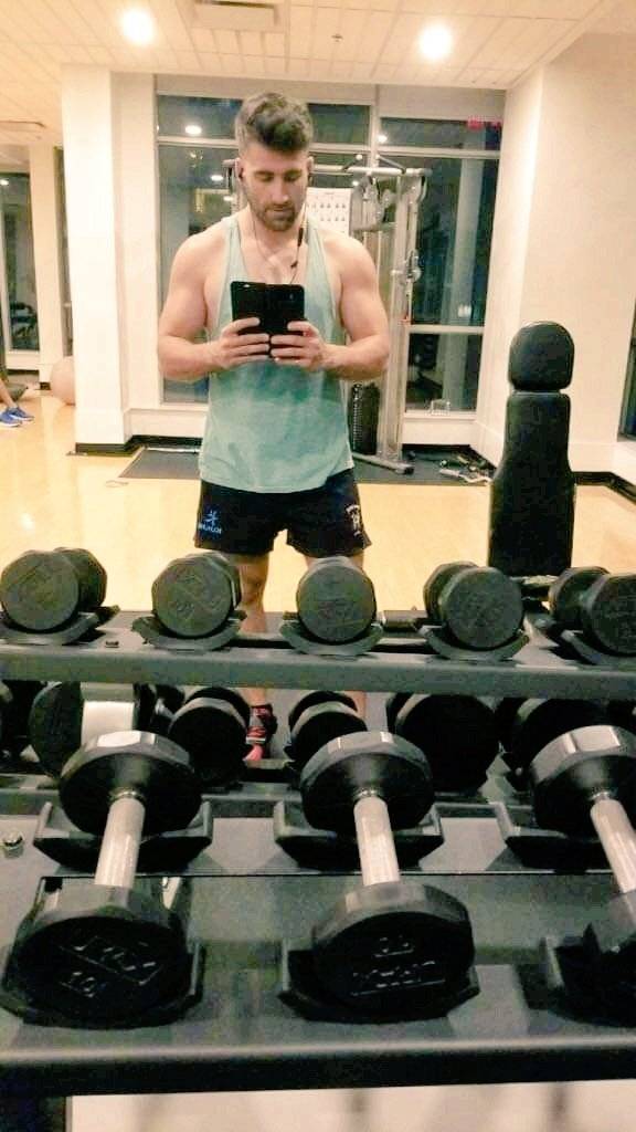 Udog01's tweet photo. @natali3levin You ready to show off that body next to JD? For a week at beaches around Greater Toronto? https://t.co/ucQuIFujhx