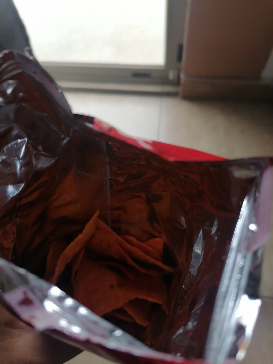 Alberto00646491's tweet photo. @Doritos_Mx  cada vez trae menos doritos las bolsas, mendiga bolsota para 5 doritos que trae. https://t.co/VZfr1txR2O