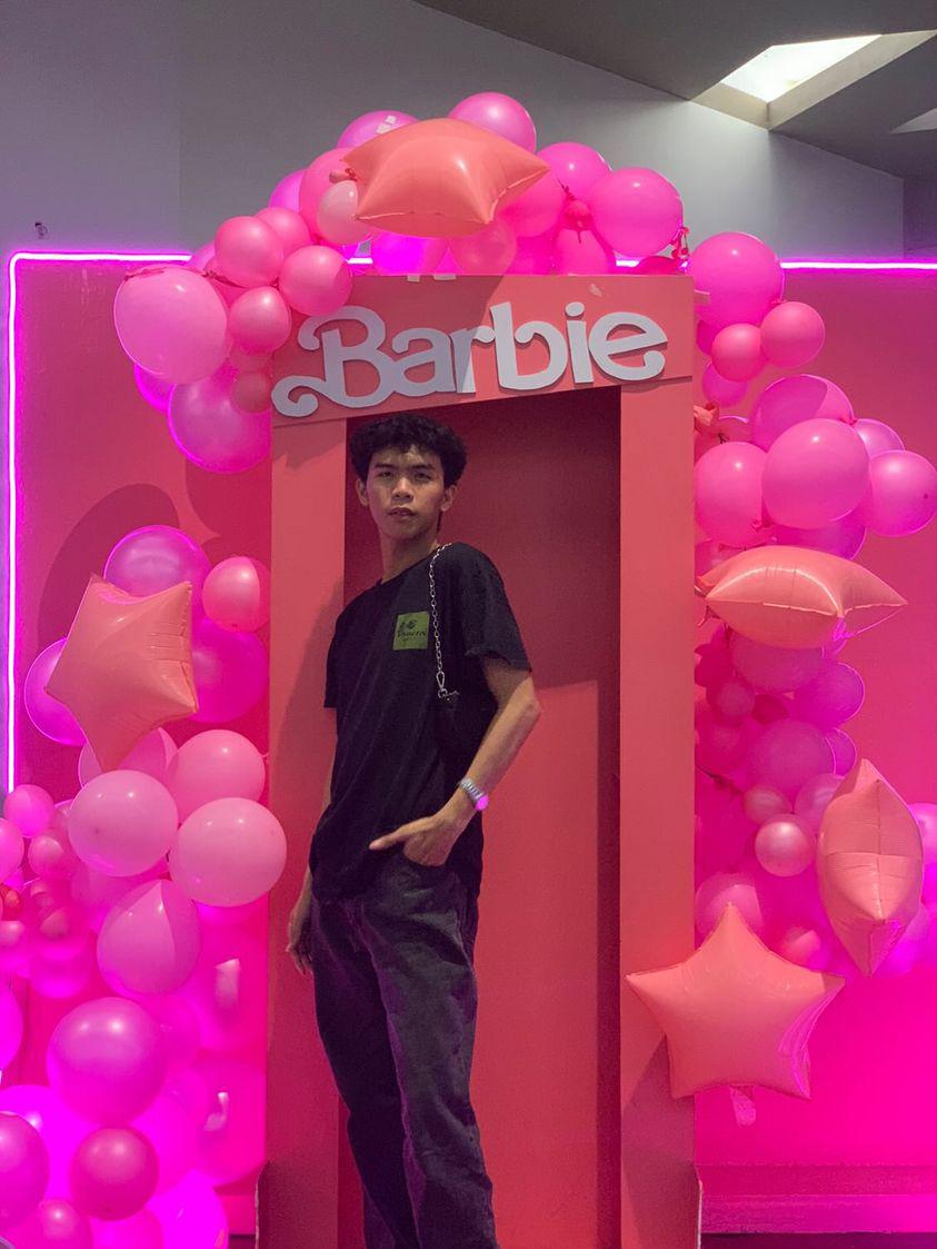 itsmaelatte's tweet photo. #Barbie https://t.co/2nyDmElvuH