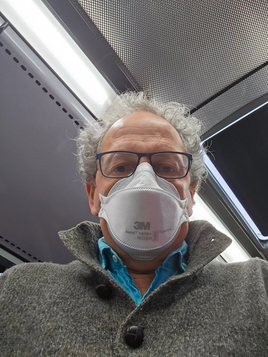 YouAreLobbyLud's tweet photo. Later this week, I am due to fly my own plane to Broome and start working as an emergency doctor with @CallMeSafetyMom. If the price of both of us not getting sick and screwing those arrangements up is to wear a fit-tested N95 on this packed bus, WHY WOULDN'T I DO IT?! https://t.co/0k80jBLL8v
