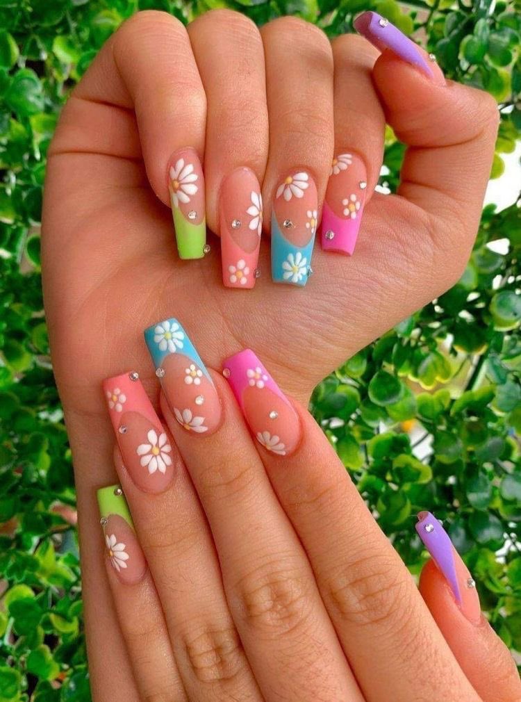 J3N000's tweet photo. besties me ayudan a elegir el diseño de mis uñas porfa 🥺🥺🥺 https://t.co/5aMuPmk2X3