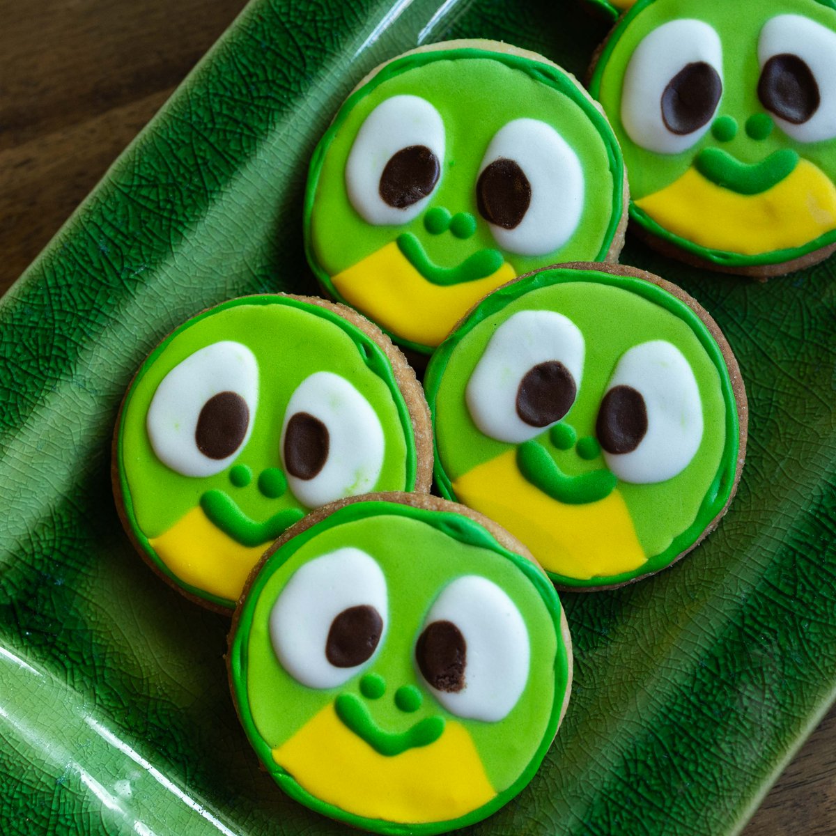 OfficialBlueyTV's tweet photo. The perfect playground snack - sure to be snapped up! 🐢 

#Bluey https://t.co/PyEUSrrcFt
