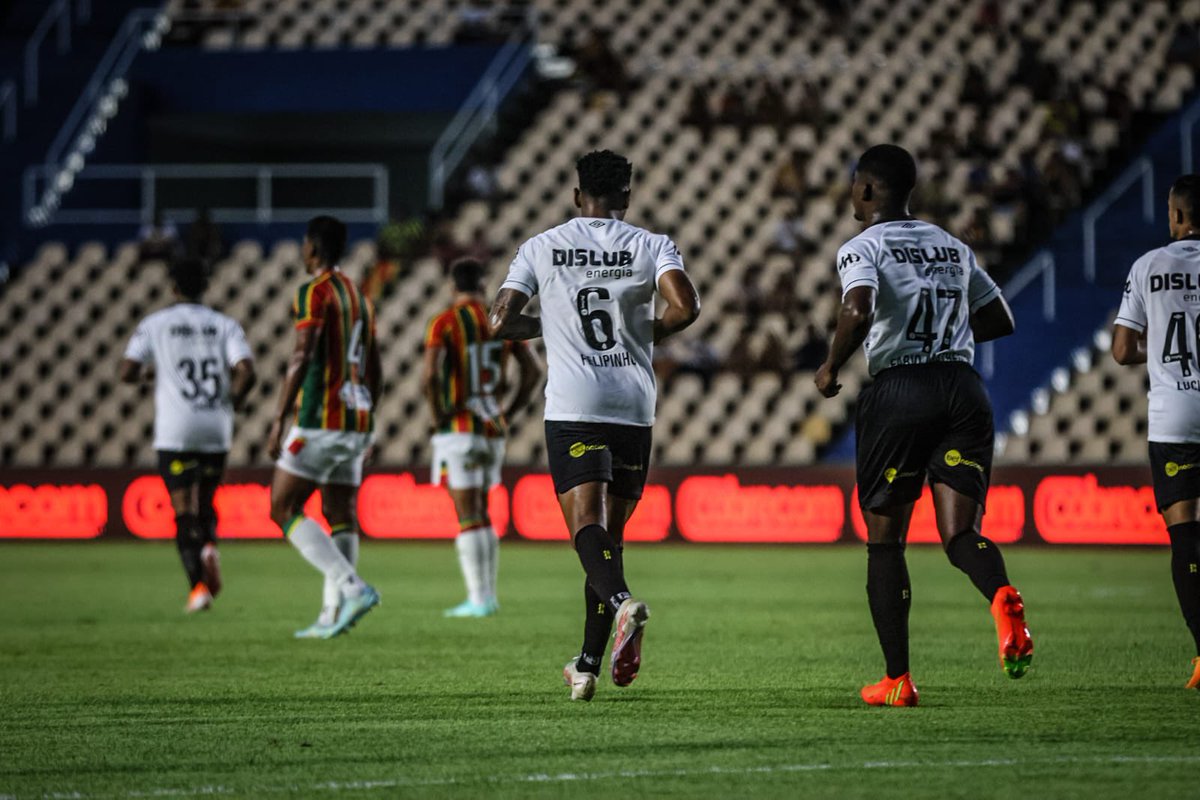 sportrecife's tweet photo. Começa o segundo tempo para Sampaio Corrêa 1x1 Sport. Bora em busca dessa vitória, Leão!
#SAMxSPT #LeãoNoBrasileirão https://t.co/uTX0HAnZAu