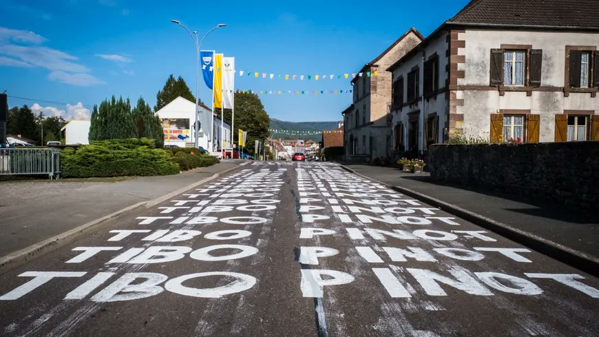TousPoulidor's tweet photo. Selon une étude américaine, le "Blue Monday', le jour le plus déprimant de l'année est le 2ème ou 3ème lundi de janvier. Pour les Français, c'est le lundi qui suit l'arrivée du Tour de France. C'est comme une petite mort à chaque fois https://t.co/7zX15GJ6Go