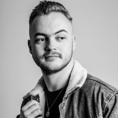 DaveChapmanTV's tweet photo. #NewProfilePic https://t.co/mmK4ZJkZHH
