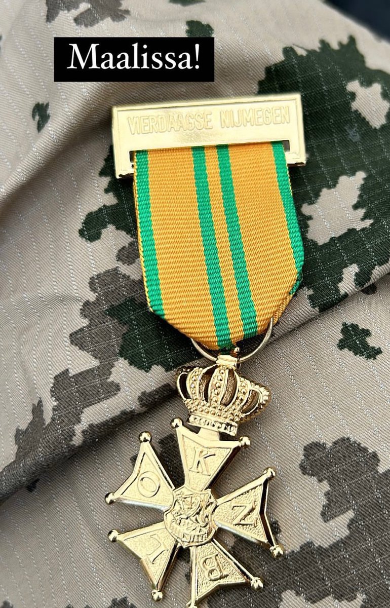 BergiusI's tweet photo. Aina välillä tulee testattua  marssikuntoa, tällä kertaa Nijmegenin Vierdaagsen sotilassarjassa 160km ja rapiat. Ensimmäisen kerran rakkofarssista oppineena käteen jäi ainoastaan muutama menetetty varpaankynsi, kokovartalokolotus ja hyvä mieli upeista kohtaamisista. @MPKoulutus https://t.co/XSBQIBRSms