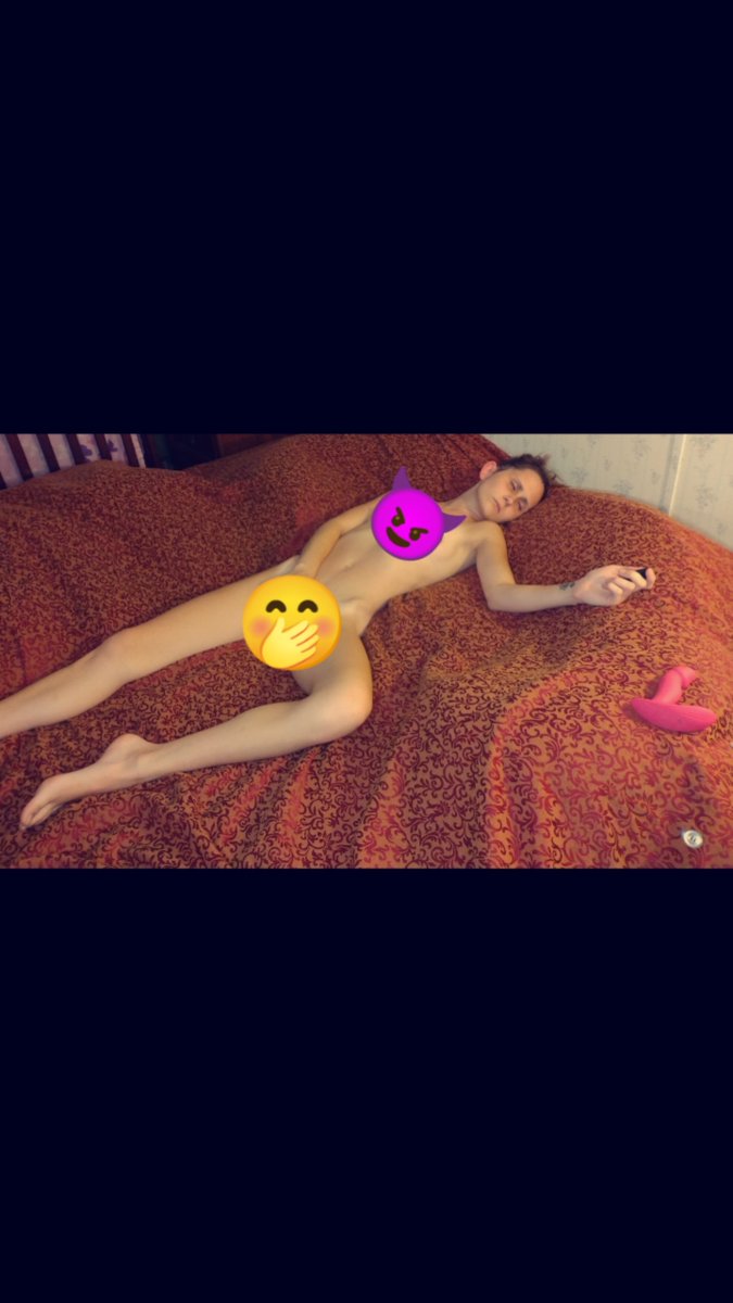 princess619941's tweet photo. Come check out my private video for $5.99 😘😘

https://t.co/U51kYV4yua https://t.co/lUUOFhZQsI