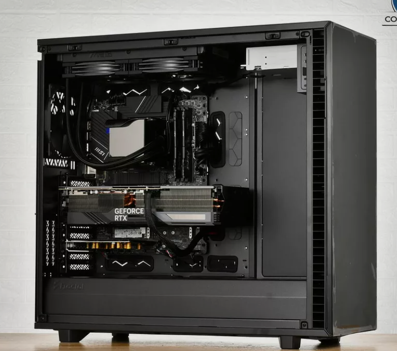 LeSauhap's tweet photo. Coucou @TopAchat, c'est encore moi !
On peut brancher une carte son sur les ports PCIE du bas ?? Mon GPU RTX 4070 triple fan prend le port pci express, ceux qui sont plus bas (les deux) restent disponible pour accueillir une carte son comme la Asus Xonar AE dans le cas présent ? https://t.co/QRXhTgQWiT