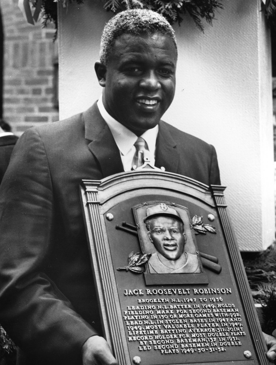 RT @MLBNetwork: 61 years ago today, Jackie Robinson entered the @baseballhall! https://t.co/TnUJV4U3uc