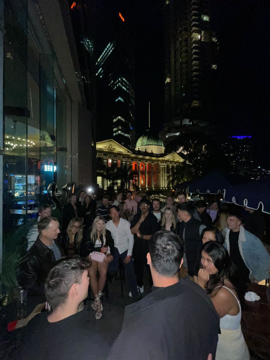 ZainR6S's tweet image. 21 🎉