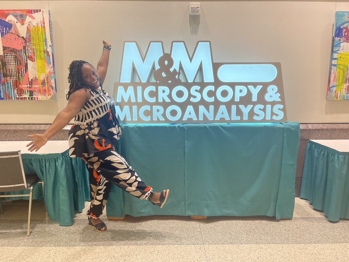 #MM2023 is HERE!!!! Can’t wait to see everyone at the opening reception this evening at 6:30! Be selfie ready, rock some #microscopyfashionchallenge gear and let’s #makenewfriends !!! See ya soon! 
•
#MSADEI
#microscopymatters
#diversityequityandinclusion
#PhDiva ✌️💗🔬
