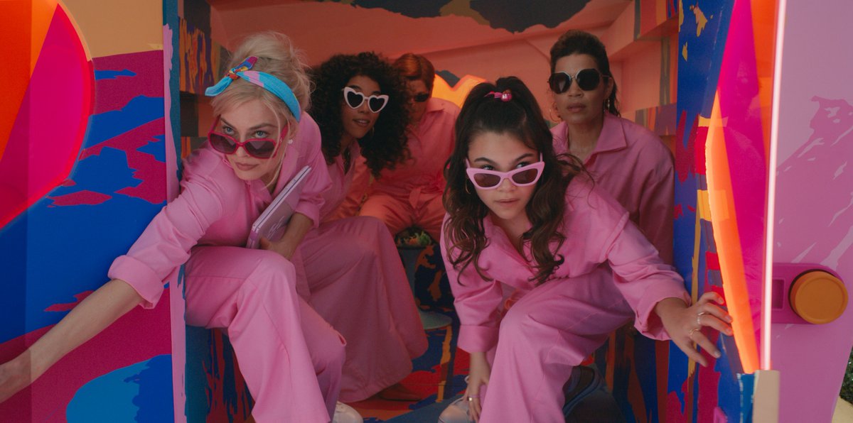 cineymas's tweet photo. #Review ::: #Estreno ::: #Barbie. #cineymas #cine #movie #Película #Barbiemovie #Barbielapelicula 
https://t.co/OymkRp4DzO https://t.co/JIqSdcHxJv