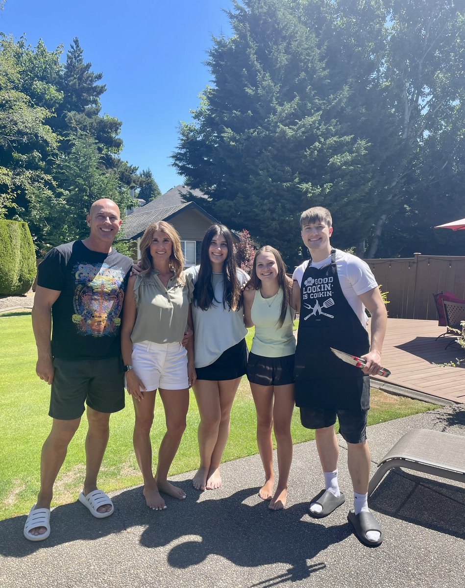 ReneWarner's tweet photo. Happy 20th Birthday Tristan! 
We are all so proud of you! You bring so much joy to our lives. We love you son! @TristanWarnerWA https://t.co/r0301z14IA