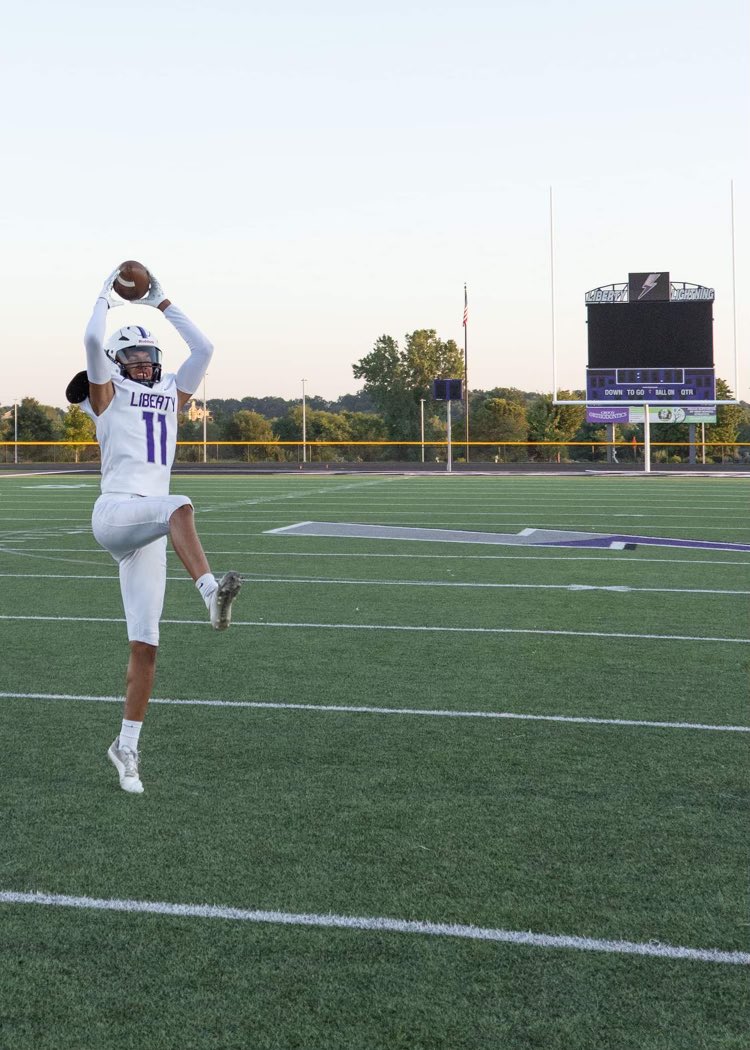 I friend Coach sent me this image from a Facebook thread. Our mission statement for Liberty Football. Is to make better young man for the game of Life through the game of Football. So proud to read this about <a href="/ICLibertyHS/">IC Liberty High School</a> <a href="/_wyatt_williams/">Wyatt Williams</a> . Servant leadership 💜🖤⚡️🏈