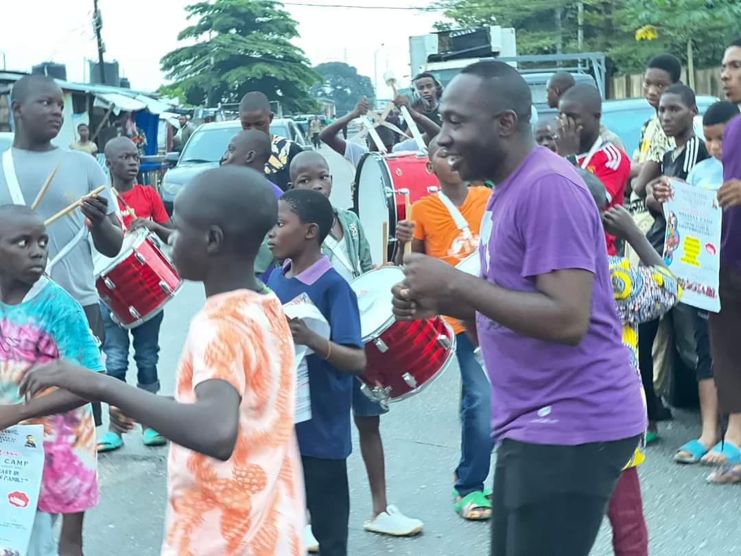 The first step toward change is awareness. ...  In preparation for the 2023 Holiday Camp, Bosco Home CPC Lagos and in collaboration with Our Lady Health of the Sick Catholic Church.
#priestonthestreet
#boscohome