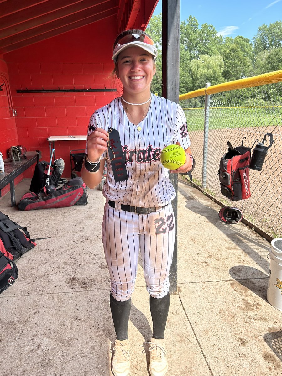 SoleilWeaver's tweet photo. We concluded our season with a 5-0 record winning the Pirates Midsummer Classic! I hit .400 overall and had 2 homers in the last two games &amp; MVP in semis. This season concluded with me hitting .373, obp of .472, 50 hits, 6 💣s, and 34 stolen bases. Thank you Pirates Fastpitch💗 https://t.co/b8hRJNaAlW