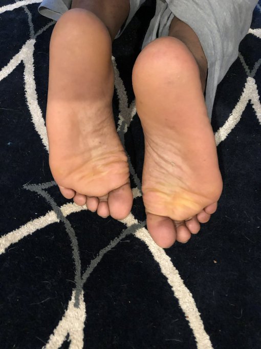 Sunday Soles 🦶🏽 https://t.co/8ypx2Wd7Ls<a href="/tag/feet"class="tags"><span>#feet</span></a><a href="/tag/feetlove"class="tags"><span>#feetlove</span></a><a href="/tag/footporn"class="tags"><span>#footporn</span></a><a href="/tag/fetishphotography"class="tags"><span>#fetishphotography</span></a><a href="/tag/feetporn"class="tags"><span>#feetporn</span></a>