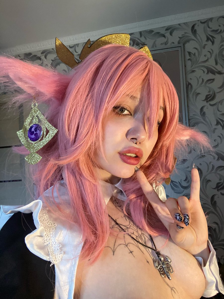 sdbs0wxwx's tweet photo. my love yae miko
#anime #cosplay #waifu #yaemiko #Genshin_Impact #GenshinImapct #GenshinImpact #cosplayanime #cosplayer #cosplayergirl #game https://t.co/p0u1vUMeeX