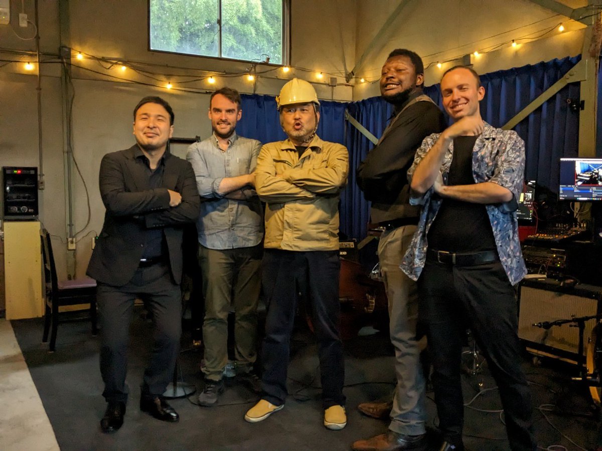 drs61913599's tweet photo. 昨日のふきゃスタ
最高の時間でした!
#二見勇気 #RobbiePate #ZackAuslander #JamesDale https://t.co/OCi9BjGgb8