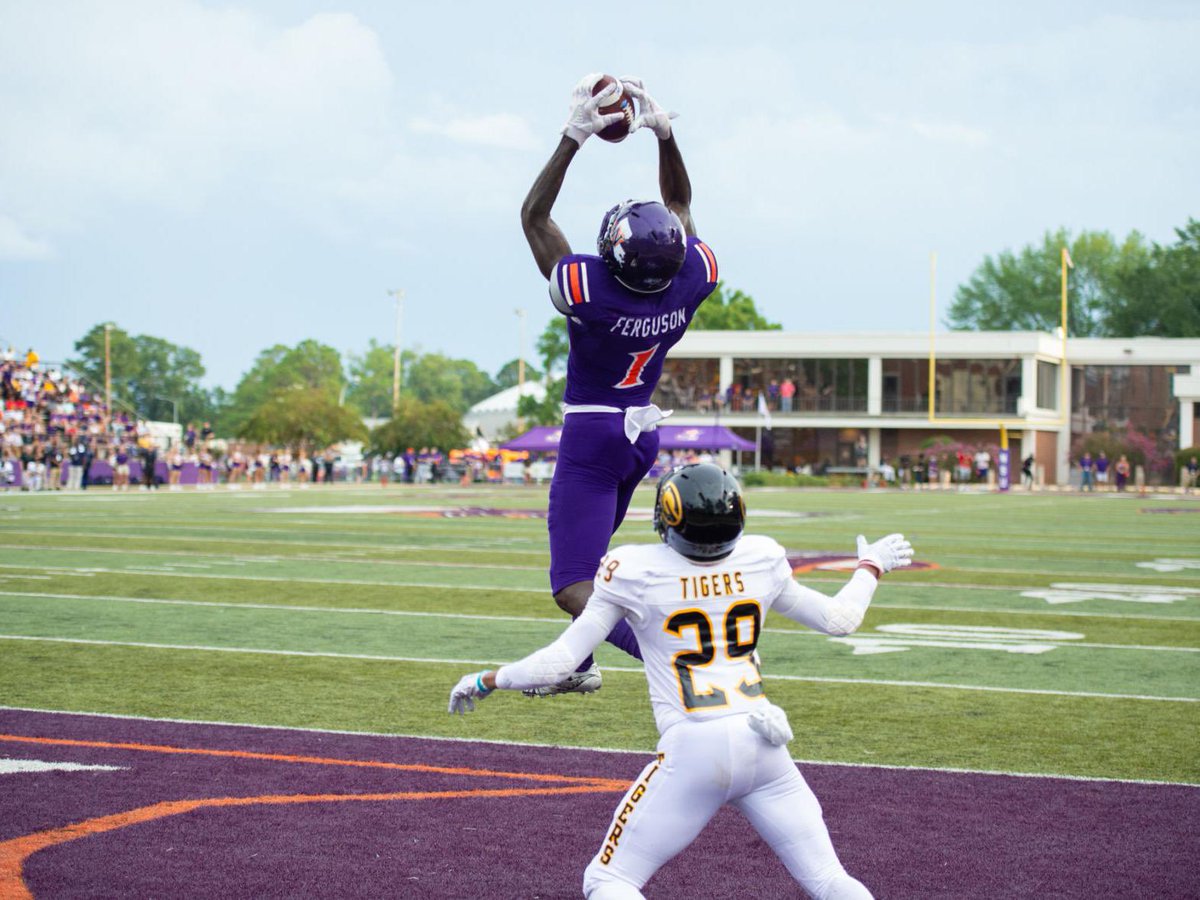 TristinDuncan's tweet photo. After a great camp and conversation with @coach_lonardo I’m blessed and excited to have received a (PWO) offer from @NSUDemonsFB https://t.co/YkdUmxgK25