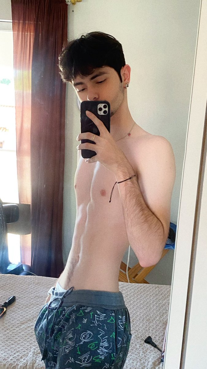 sz_wellnrsz's tweet photo. Bonito pra te c….?🥰 https://t.co/b3bwSlT9bq