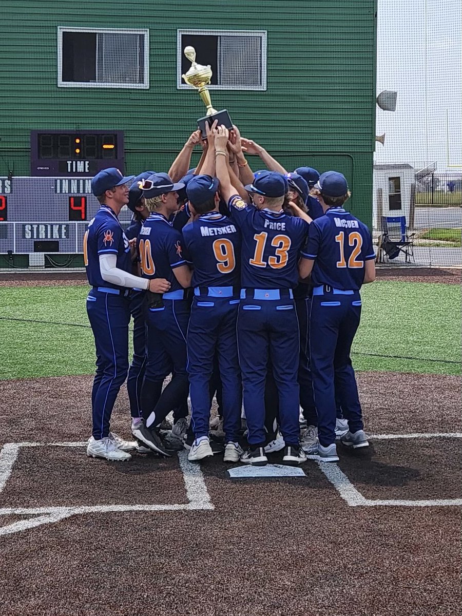 plymouthpost27's tweet photo. 2023 @AmericanLegion Indiana Junior State Champions! 🔷🔶 Thank you @clayton_adamson for leading this special group.🕷️ 16 kids from 3 Marshall County Schools = 1 great #LegionBall experience. https://t.co/7OMDDPVzWm