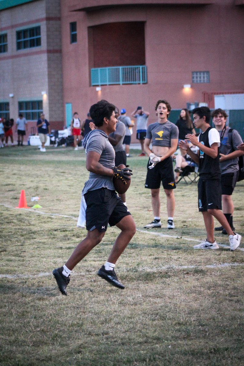 i2aaac's tweet photo. Loved competing at the Santiago tournament! 

@WCLancerDawgs @rbourneII @coachmartin2 @CoachMarquez04 @RhareBreed7on7 https://t.co/dwg3Cb0axi