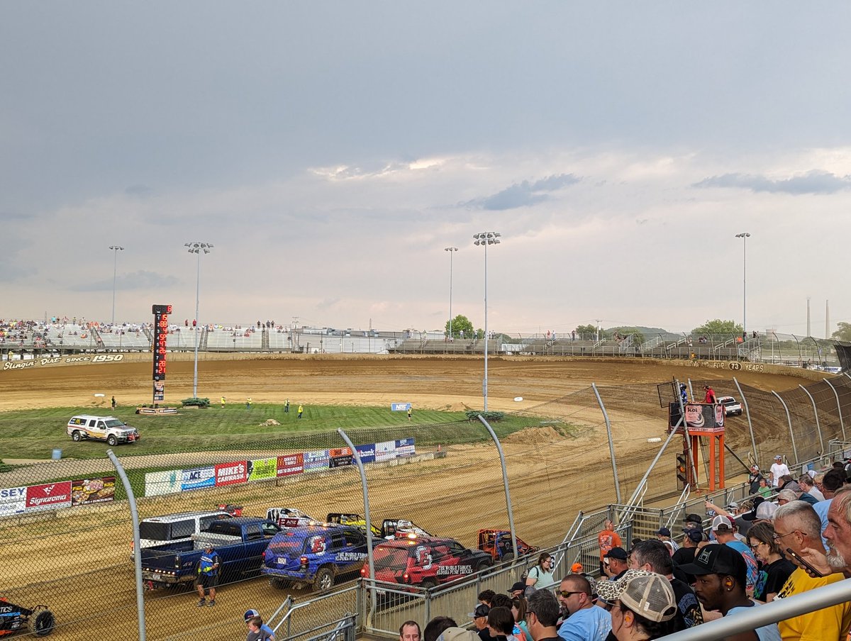 Slinging some dirt. Hopefully the rain stays away. #USACnation #ISW23