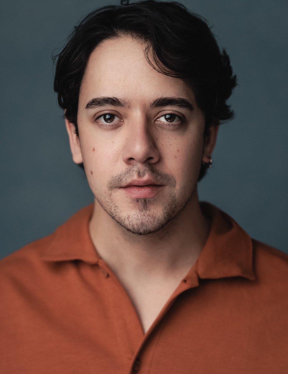 Curtis_Burrows's tweet photo. @siriuslynjl London based Actor 
https://t.co/07kXflT2rk https://t.co/dVzRWBhJM1